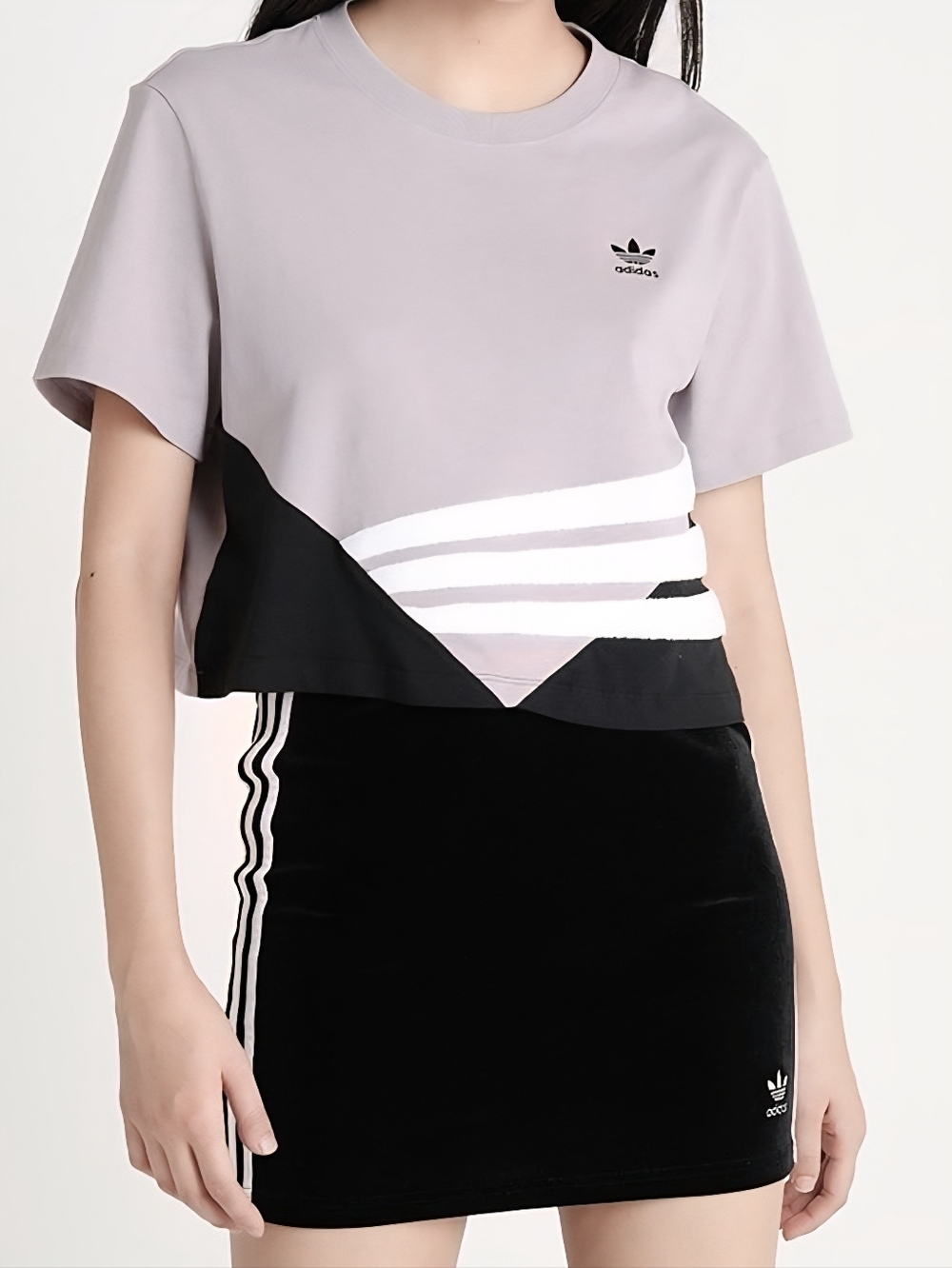 Adidas Originals Women's Crop Tee in the "Soft Vision"  white, and black Sz M